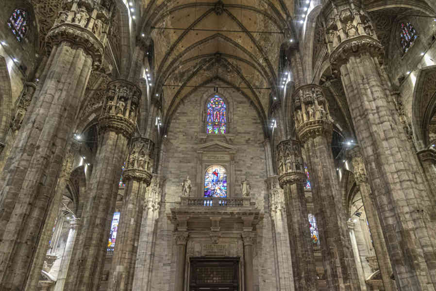 Italia - Milán 011 - catedral de Milán (El Duomo).jpg